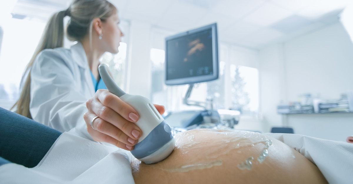 A pregnancy lady having an ultrasound done.